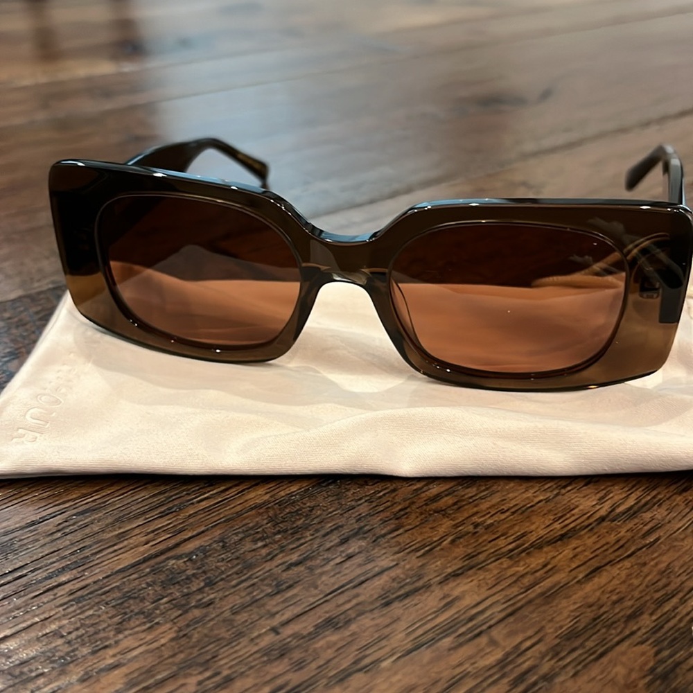 Eleventh Hour Brown squared sunglasses